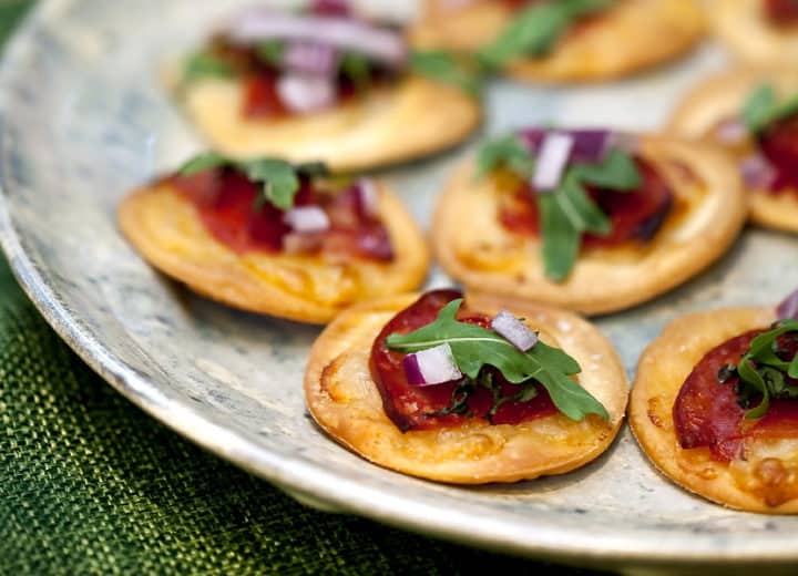 Minis-Pizzas au chorizo et cidre rosé