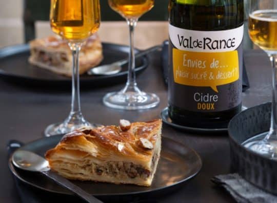 Galette des rois sucrée cardamome, noisette et cidre doux Envies de...